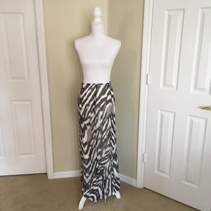 Maxi skirt